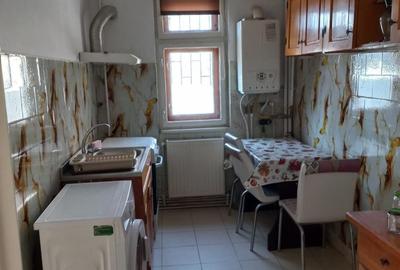 Apartament cu 2 camere decomandat în Exterior Vest - 6