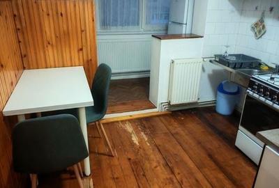 Apartament cu 2 camere semidecomandat în Griviței