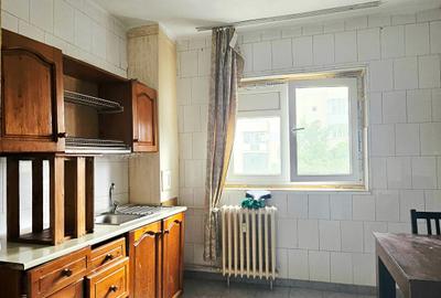 Apartament cu 2 camere semidecomandat în Berceni - 7