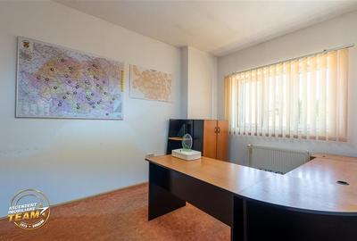 Spațiu comercial, de 1,756 mp, în Central - 4
