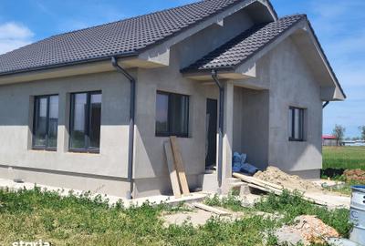 Casă cu 4 camere cu Teren 500 Mp în Sântandrei - 2