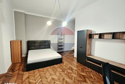 Apartament cu 3 camere în Central - 3