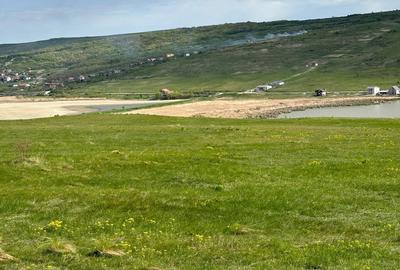 Teren de 27000 mp, în Central - 3