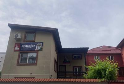Casă cu 4 camere cu Teren 100 Mp în Sebastian - 2