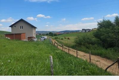 Teren de 465 mp, în Nazna - 2