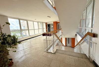 Apartament cu 2 camere circular, mobilat în Titan