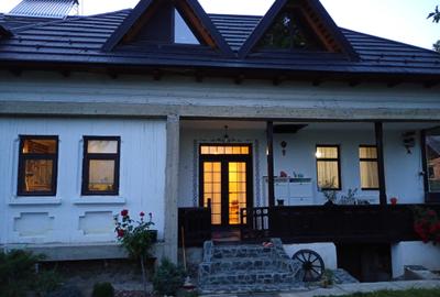 Casă cu 4 camere în Stroești - 5