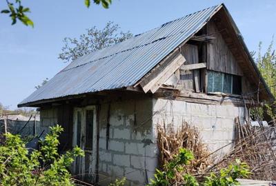 Teren de 1900 mp, în Stăuceni - 5