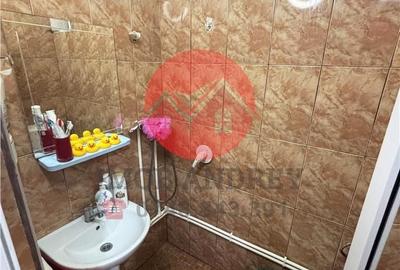 Garsonieră în Vest - 1