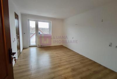 Casă cu 7 camere cu Teren 1540 Mp în Turnișor - 12