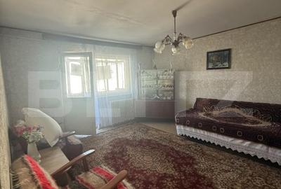 Apartament cu 3 camere decomandat, mobilat în Nord