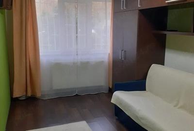 Apartament cu 3 camere decomandat în Central - 4