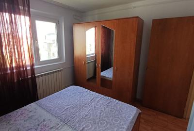 Apartament cu 2 camere semidecomandat în Giurgiului