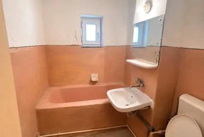 Apartament cu 2 camere decomandat în Inel II
