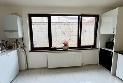 Casă individuală cu 6 camere cu Canalizare în Chitila - 11