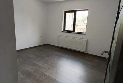 Casă cu Teren 455 Mp în Câmpineanca - 4