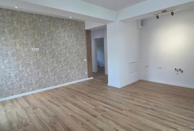 Apartament cu 3 camere decomandat în Cantacuzino