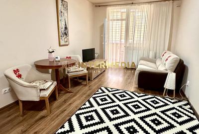 Apartament cu 2 camere decomandat, mobilat în Central