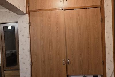 Apartament cu 3 camere în Giurgiului