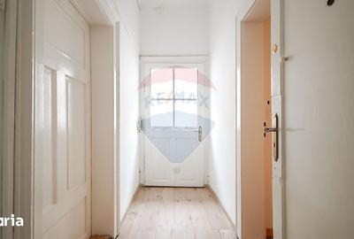 Apartament cu 2 camere în Schei - 5