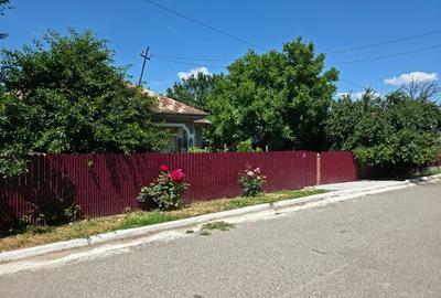 Casă cu 3 camere în Slobozia Ciorăști