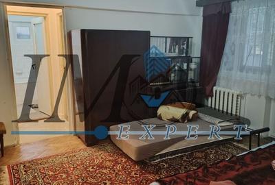 Apartament cu 3 camere, mobilat în Central