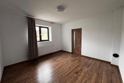 Casă cu 2 camere în Zimandu Nou - 8