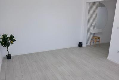 Apartament cu 2 camere în Micro 14 - 6