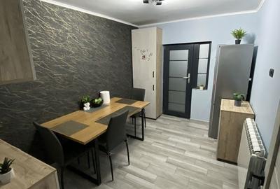 Apartament cu 2 camere decomandat în Central - 1