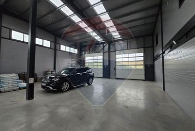 Spațiu industrial, de 295 mp, în Central