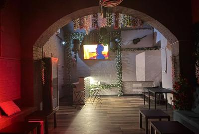 Casă cu 4 camere cu Teren 110 Mp în Central