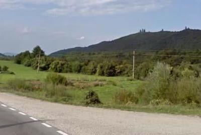 Teren de 8000 mp, în Central