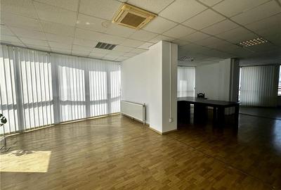 Spațiu comercial, de 142 mp, în Păcurari