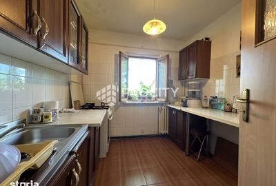 Apartament cu 3 camere decomandat în Canta - 2