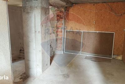 Casă cu 3 camere decomandat cu Canalizare în Nord - 20