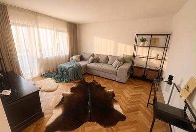Apartament cu 2 camere semidecomandat în Vitan Mall