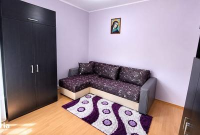 Apartament cu 3 camere semidecomandat în Central - 2