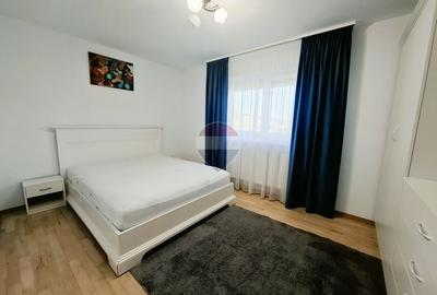 Apartament cu 3 camere decomandat, mobilat în Lazaret