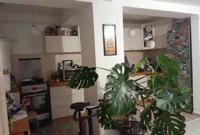 Apartament cu 2 camere decomandat în Rediu - 2