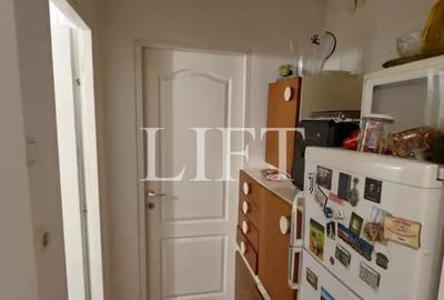 Apartament cu 2 camere decomandat în Astra