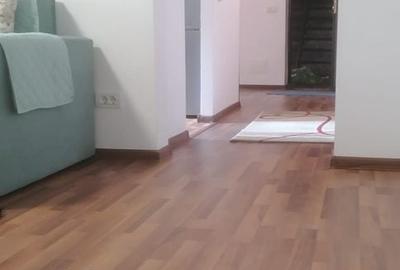 Apartament cu 2 camere decomandat în Precista