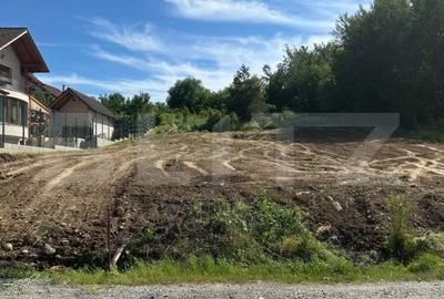 Teren Construcții intravilan de 361 mp, în Nord