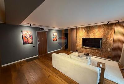 Apartament cu 2 camere decomandat, mobilat în Central