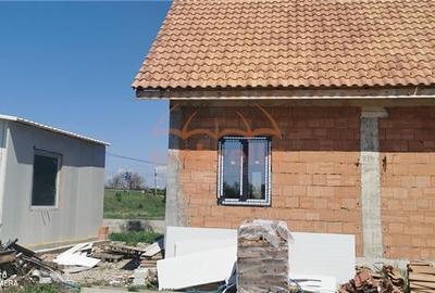Casă individuală cu 19 camere cu Canalizare în Iclod - 12