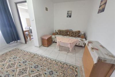 Garsonieră decomandată în 9 Mai - 2