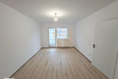 Apartament cu 2 camere decomandat în Tractorul