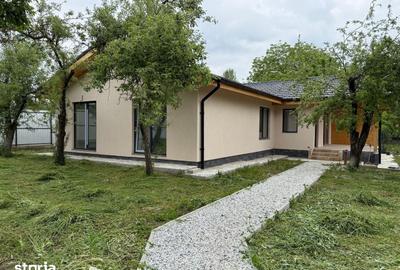 Casă cu 4 camere cu Teren 1017 Mp în Central - 6