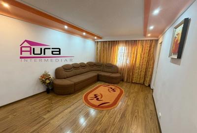 Apartament cu 3 camere decomandat în E3