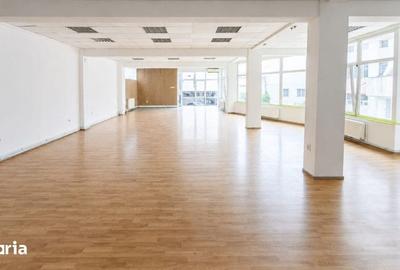 Spațiu comercial, de 190 mp, în Central