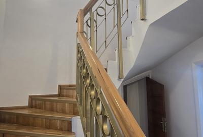 Apartament cu 5 camere semidecomandat în P-ța Unirii - 3